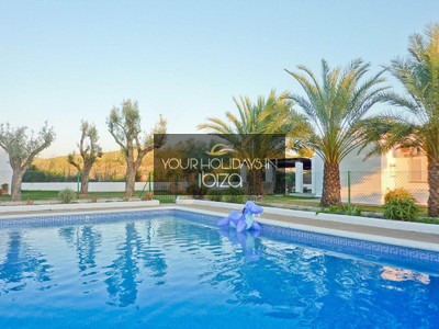 Holiday villa en holiday rentals en Santa Eularia Des Riu, Santa Getrudis, con 4 dormitorios y 3 baños