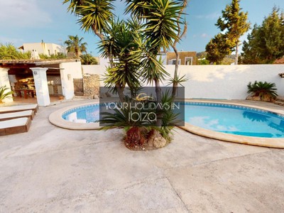 Chalet for Temporary Rental in Sant Josep de Sa Talaia, Ibiza – 260 m² for €7,000/month
