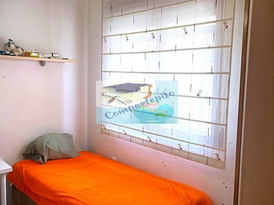 Habitación en alquiler en Guadalupe, Universidad Umu Y Ucam, con 3 dormitorios, baño, trastero y terraza