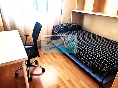 Habitación en alquiler en La Ñora, Cerca Ucam, con 3 dormitorios y baño