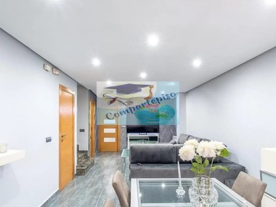 Duplex en venta en La Ñora, Cerca Universidad Católica Ucm, con 4 dormitorios, 2 baños, plaza de garaje y balcón