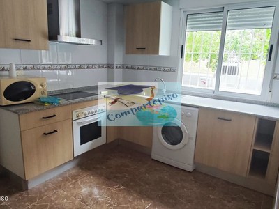 Habitación en alquiler en El Palmar, Arrixaca, Umu, con 5 dormitorios, 3 baños, balcón y 3 terrazas