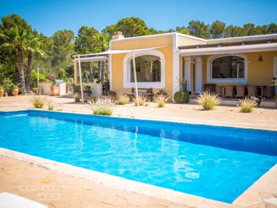 Holiday villa en holiday rentals en Sant Josep De Sa Talaia, Blue Marlin, con 2 dormitorios y 2 baños