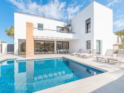 Holiday villa en holiday rentals en Sant Josep De Sa Talaia, Port Des Torrent, con 4 dormitorios y 3 baños