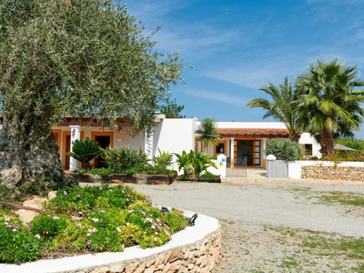 Holiday villa en holiday rentals en San Antonio, San Rafael, con 4 dormitorios y 4 baños